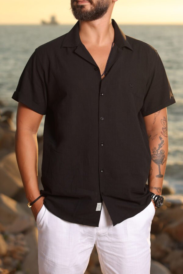 Black Men's Linen Shirt - Image 3