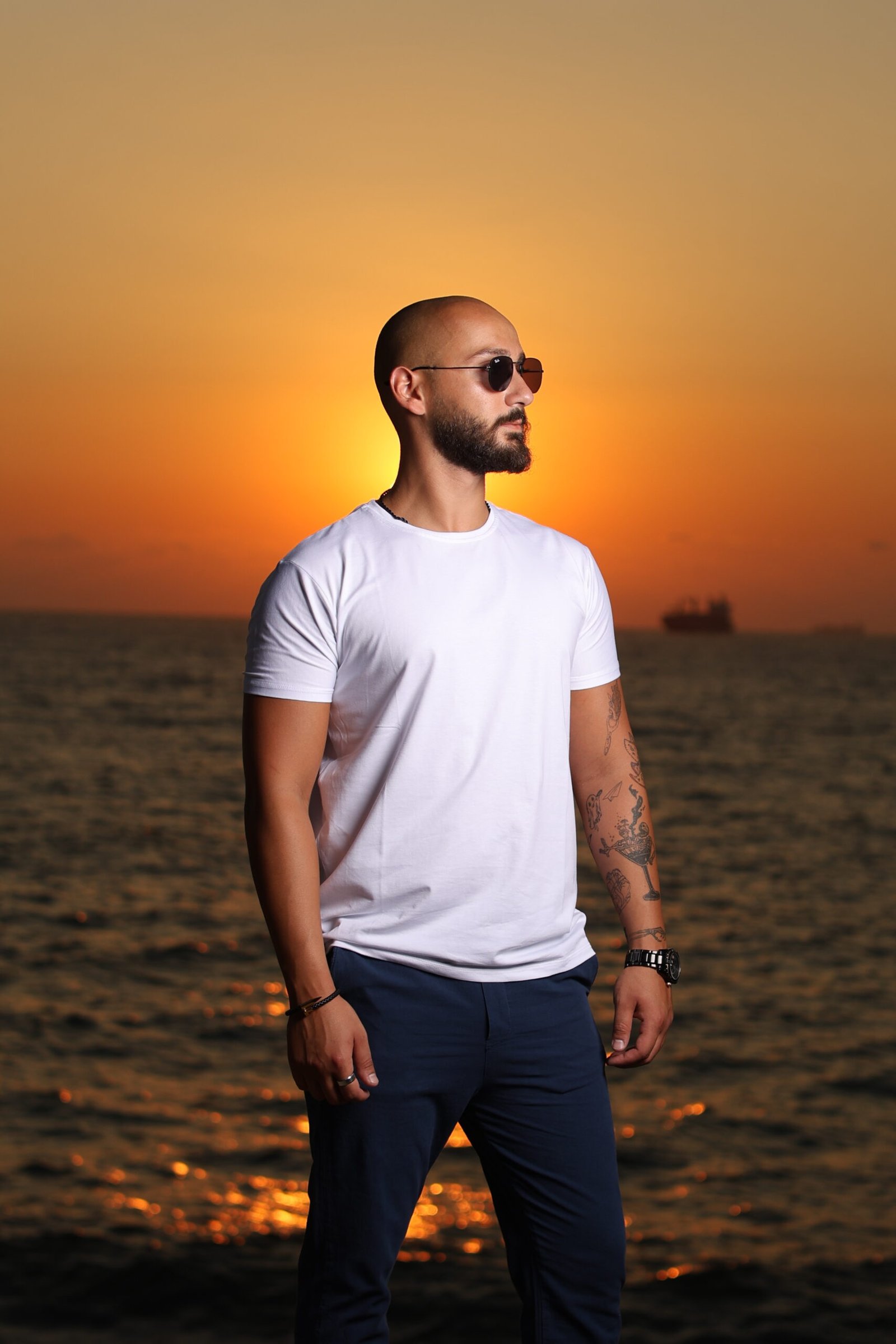 White Basic T shirt